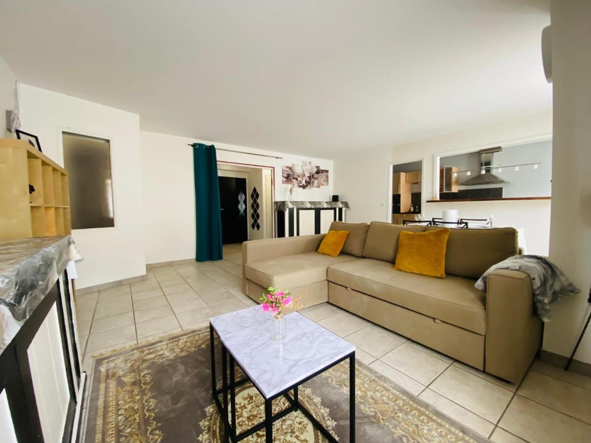 Parking & 100M2 En Plein Centre Ville Apartamento Reims Exterior foto